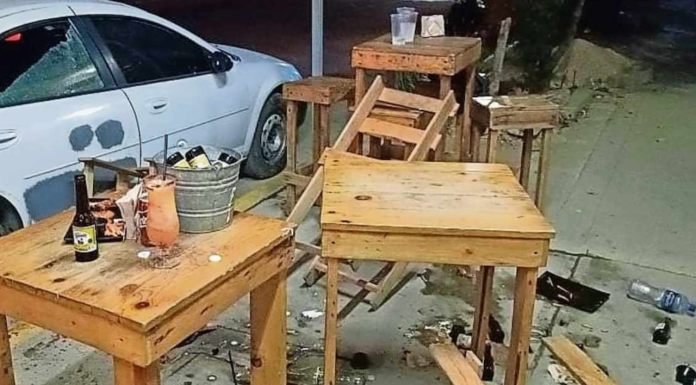 Atacan a una familia mientras cenaba en Acapulco; dos niños resultaron heridos