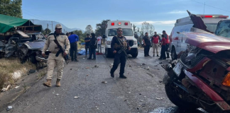 Trágico choque entre camionetas deja una mujer sin vida y tres lesionados, en Quiroga