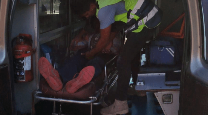 Se accidentan dos motociclistas en distintos puntos de la autopista Siglo XXI