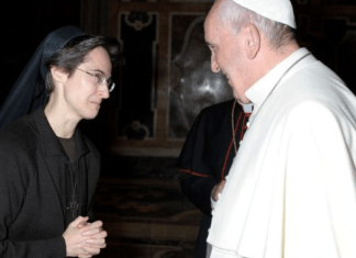 Papa Francisco nombra a la nueva gobernadora del Vaticano: la monja Raffaella Petrini