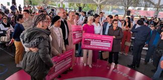 #Imágenes | Gobierno del Estado entrega más de 1,700 apoyos a mujeres con cáncer de mama y cervicouterino