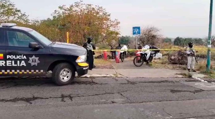 #VIDEO | Ejecutan a 3 sujetos junto a una ciclovía en la colonia Quinceo de Morelia