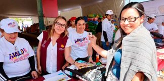 #Imágenes | Entregadas a refugios casi 60 toneladas de croquetas para michis y lomitos: Paula Espinosa