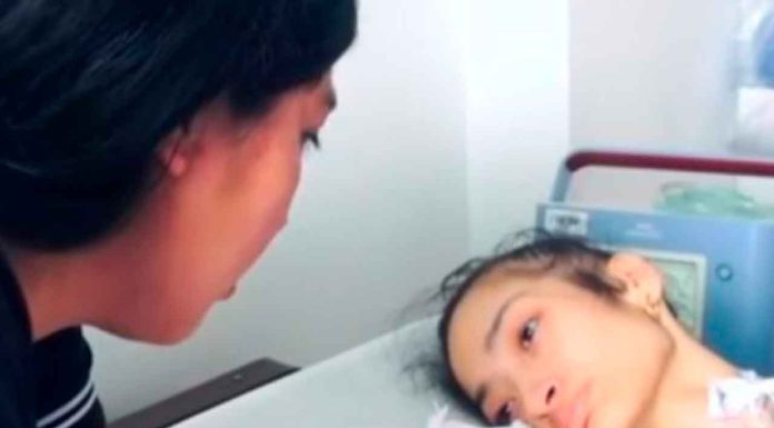 #Video | Joven mujer que quedó cuadripléjica tras ser golpeada en la cabeza con una botella de whisky solicitó la eutanasia #Internacional