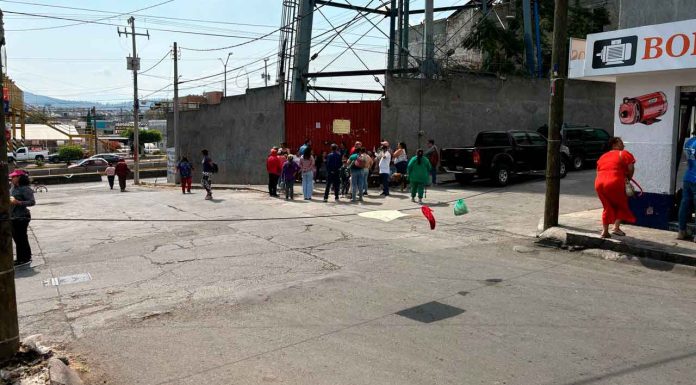 Vecinos de las colonias Primo Tapia oriente, División del Norte y José María Pino Suárez exigen restitución de agua