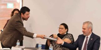 Destaca Bedolla en la UNAM aportación de comunidades indígenas en reforma a la ley federal