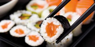 Cierre temporal de restaurante de sushi por intoxicación masiva #Internacional