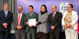 Escuela de Derecho de la UVAQ, recibe acreditación nacional e internacional por parte de la CONAED