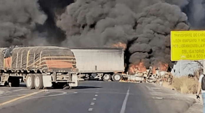 #VIDEO | Suman dos oficiales de GN y uno de Defensa muertos, tres criminales abatidos y 7 uniformados heridos tras enfrentamientos en los límites de Michoacán y Jalisco