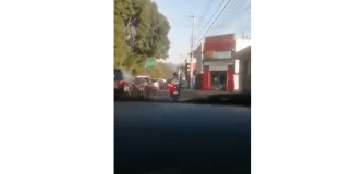 #VIDEO | Uber y policías salvan la vida de un hombre de la tercera edad en #Morelia