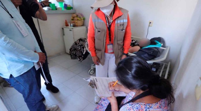 Lleva INE la democracia hasta la puerta de personas con discapacidad y cuidadoras primarias