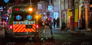 #VIDEO | Acribillan a dos hermanos frente a su madre, en la colonia 20 de Noviembre al noroeste de Michoacán