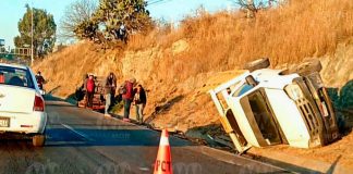 #VIDEO | Vuelcan 2 vehículos en la Morelia-Salamanca