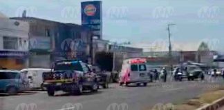 #VIDEO | 2 hombres quedan heridos al sufrir accidente en un negocio de la colonia Los Ángeles