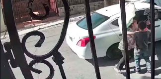 #VIDEO | Asaltan a mujer mayor y terminan arrastrándola por el suelo #México