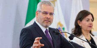 Claudia Sheinbaum destina mil 290 mdp para mejorar escuelas: Bedolla