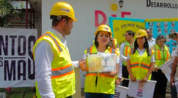 ¡Inicio de un gran sueño! Se coloca la primera piedra para la construcción del INDIS en Jiquilpan