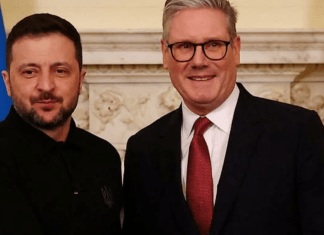 #VIDEO | Zelenski recibe préstamo de millones de libras para producción de armas