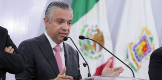 Sólo quejosos en juicio de amparo pagarán en efectivo; Gobierno continúa recaudación digital: Navarro García