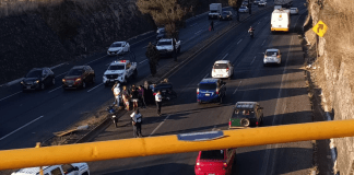 #VIDEO | Vuelca otro vehículo en la Morelia-Salamanca