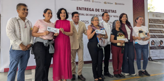 Inicia la entrega de tarjetas de la Beca Rita Cetina en la entidad, serán más de 203 mil alumnos beneficiados en el estado