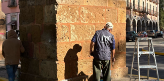 Municipio inicia con retiro de pintas en el Acueducto de Morelia