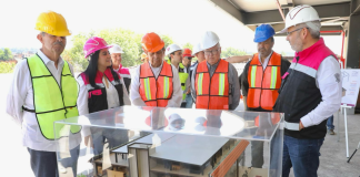 Julio Arreola acompaña al Gobernador en recorrido por el nuevo mercado de Pátzcuaro