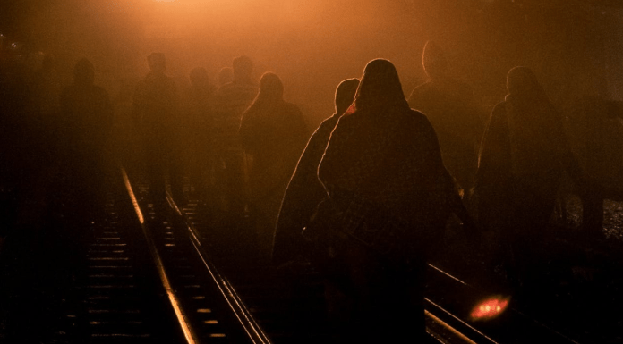 Gobierno estatal ofrece apoyo integral a migrantes que cruzan por Michoacán