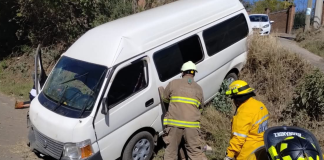 #VIDEO | Se accidenta vehículo de jornaleros en la Morelia-Pátzcuaro; hay 3 heridos
