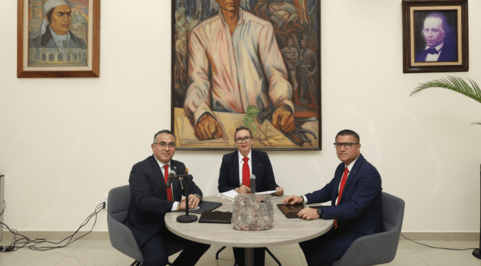 Docentes nicolaitas recibirán pago de lentes, aparatos auditivos, becas y reintegro de cuotas