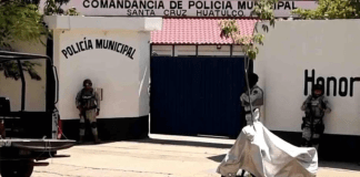 Detienen a dos funcionarios de la Fiscalía de Oaxaca por la desaparición y muerte de jóvenes de Tlaxcala