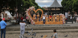Por su tradición artesanal, Santa Clara del Cobre es nominado como Mejor Pueblo Mágico de México
