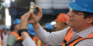 Visita Alfonso Martínez ingenio de azúcar en Santa Clara, Tocumbo