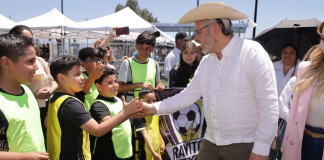 Cancha de futbol 7 en Ciudad Hidalgo, ejemplo de construcción de paz: Bedolla