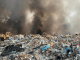 #VIDEO | Bomberos combaten sin descanso incendio en el Basurero Municipal en Apatzingán