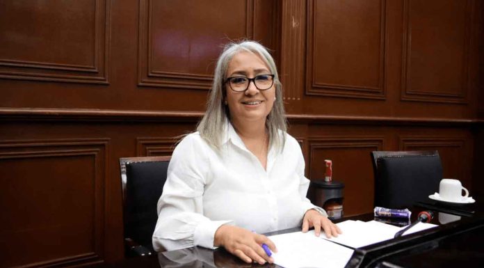Más transparencia y eficiencia para Michoacán con Gobierno Digital, destaca Emma Rivera