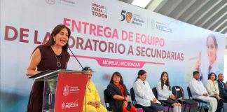 Entrega de material de laboratorio beneficia a más de 24 mil estudiantes: SEE