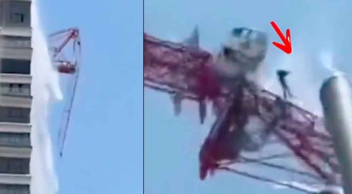 #VIDEO | Operador de grúa cae al vacío desde un rascacielos en Bangkok durante terremoto