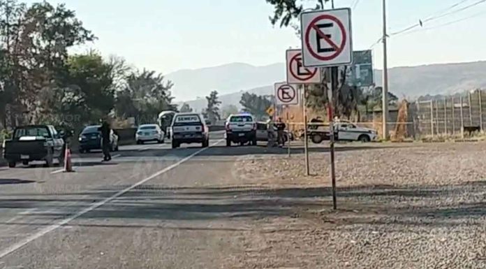 #VIDEO | Peatón muere atropellado en la Morelia-Salamanca; se trata de un masculino de entre 25 a 30 años