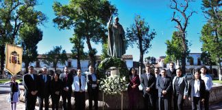 Julio Arreola preside la conmemoración del 460 aniversario luctuoso de Vasco de Quiroga