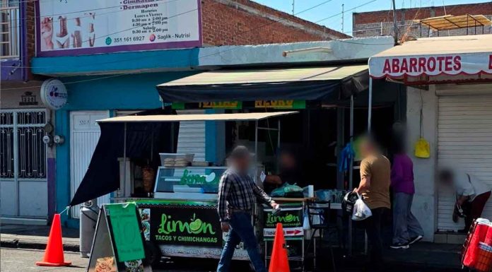 Desconocido es ejecutado mientras desayunaba en negocio al Noroeste de Michoacán