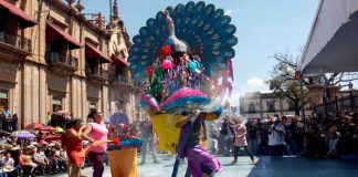 Cerrado el centro de Morelia por desfile de Toritos de Petate