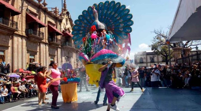 Cerrado el centro de Morelia por desfile de Toritos de Petate