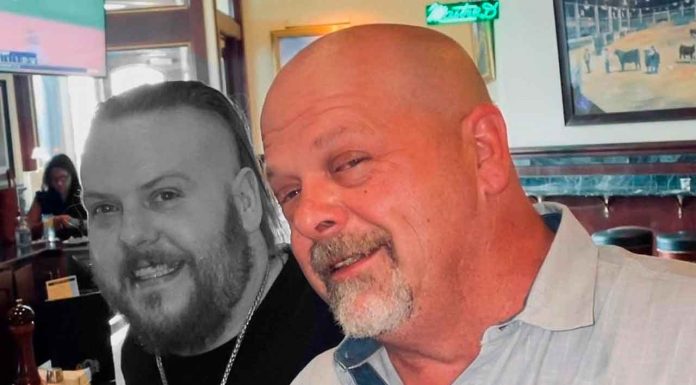 #Viral | Rick Harrison comparte los dolorosos detalles sobre la muerte de su hijo relacionada con las sustancias