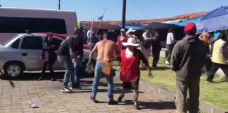 #VIDEO | Comerciantes se enfrentan a golpes en el Santuario de la Mariposa Monarca dejan mala imagen