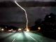#Video | Conductor captura en video la caída de un rayo en una autopista #Internacional