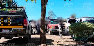 Chocan 2 camionetas en la Av. Cointzio de Morelia
