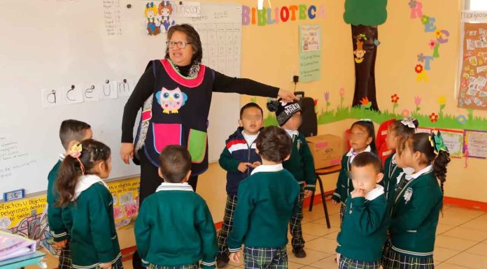 Miles de docentes refuerzan aplicación de Nueva Escuela Mexicana: SEE
