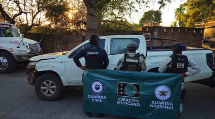 #Imágenes | Asegurados tres vehículos y más de mil cartuchos en Apatzingán: SSP