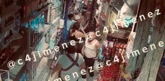 #Video | Dos mujeres protagonizan feroz pelea en mercado de Sonora; Una denuncia abuso sexual al ser separadas